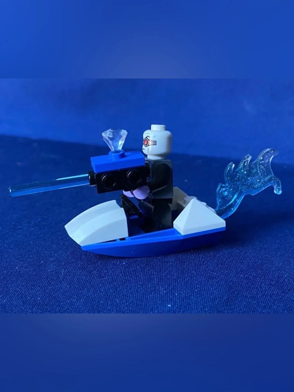 LEGO Juniors 10737 Batman vs Mr Freeze with 2 Minifigures & Manual, 1 Minor Sub